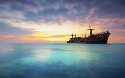 تور کیش ۳ شب و ۴ روز از ساری | اقامت در هتل‌های اقتصادی و لوکس با پرواز مستقیم