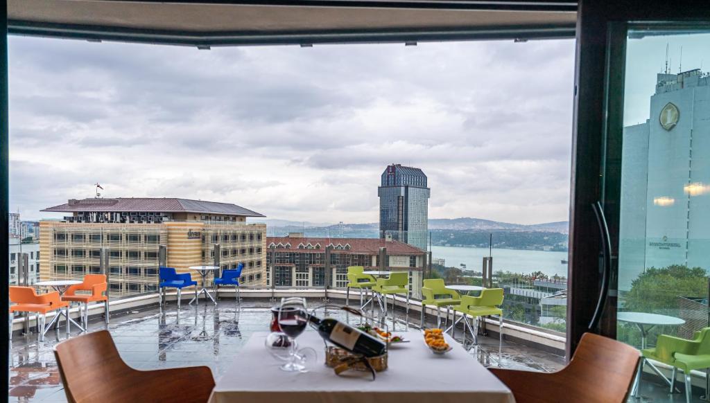 هتل Point Taksim استانبول ⭐⭐⭐⭐⭐ | معرفی هتل، امکانات، موقعیت و قیمت